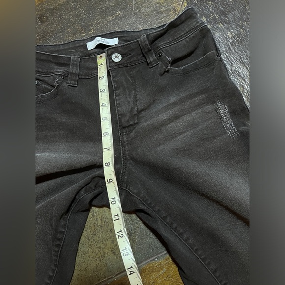 Royalty For Me black ankle jeans. Size 8. Preowned. - Picture 4 of 15